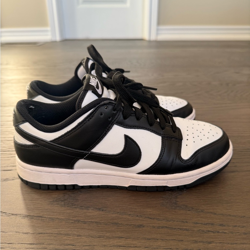 Nike Panda Dunks